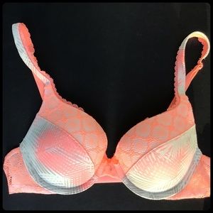 Victoria’s Secret perfect coverage bra
